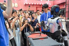 将企业、研究机间组织等非国度行为体纳入管理 